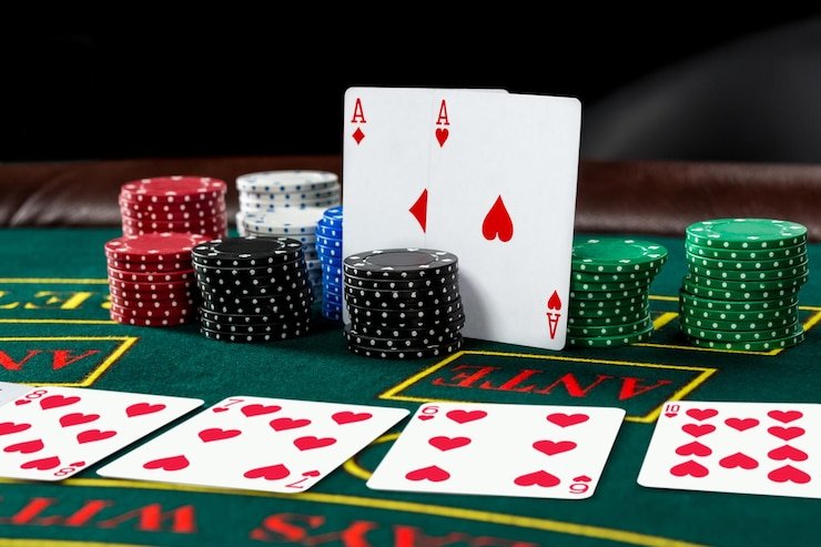 Meja Free Bet Blackjack live-dealer di studio capitano dengan dealer profesional